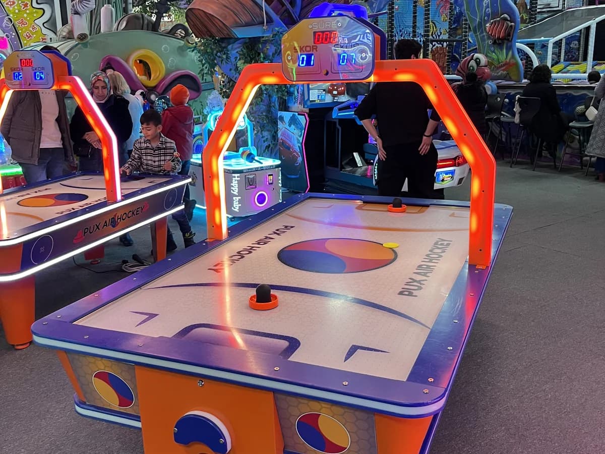 Pux Air Hockey